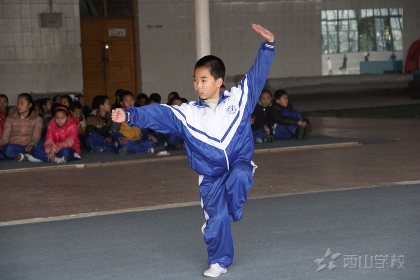 少年男子规定拳